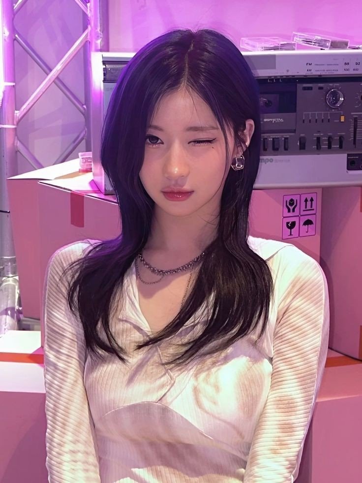 beautiful korean girl dp for instagram